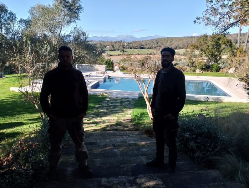 Self-employed gardener