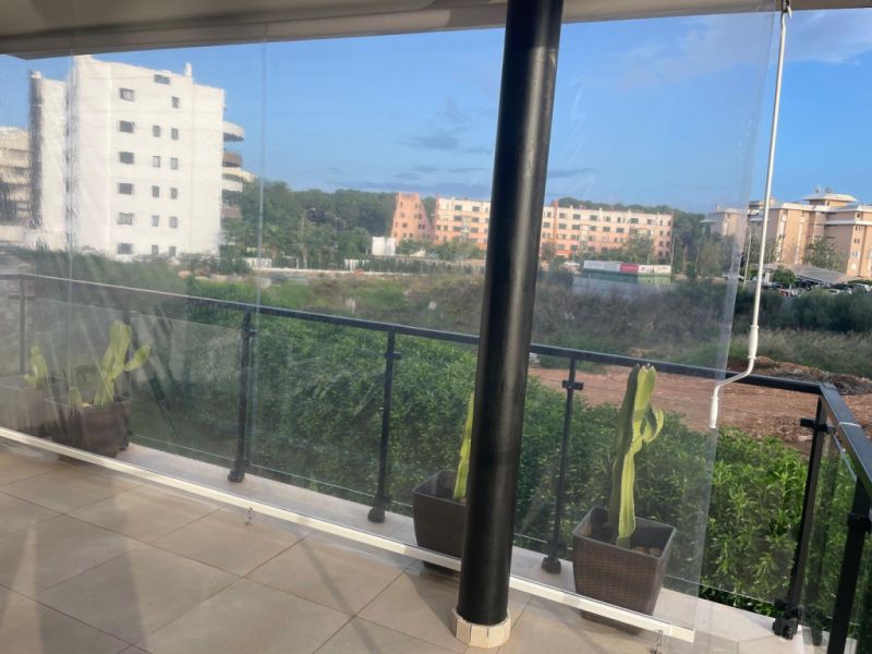 Vertical awning 400 cm x 260 cm. CLEAR