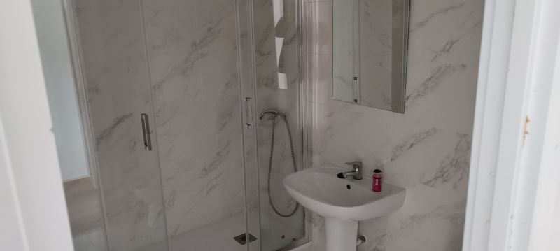 Separater Büroraum ca. 60 m² günstig zu vermieten.