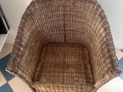 Set mit 4 Rattansesseln