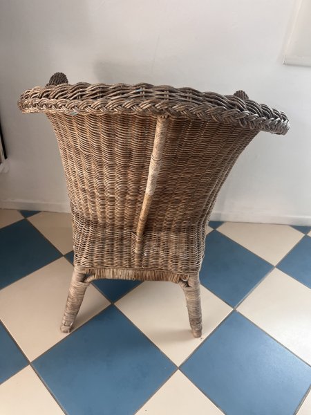 Set mit 4 Rattansesseln