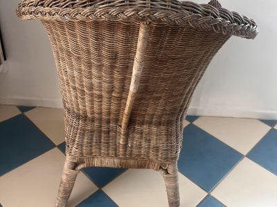 Set mit 4 Rattansesseln