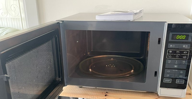Sharp Mikrowelle R-242/R-342 - 900W - Top Zustand