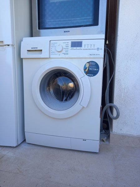 Siemens washing machine for pickup - Cala Mendia