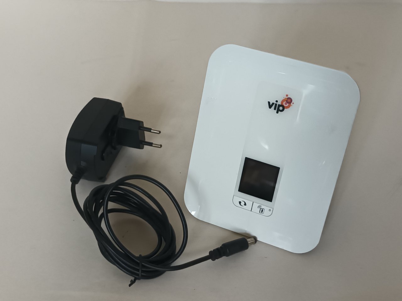 SIM Modem Router Globesurfer Wohnmobil Camping Strandhaus Berghütte Telefon
