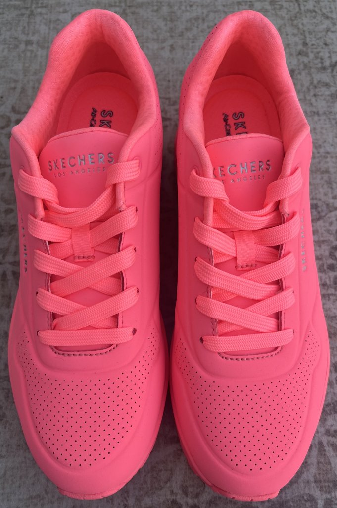 Skechers - Pink - Size 39