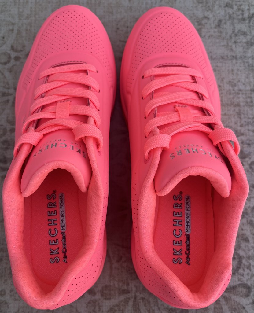Skechers - Pink - Size 39