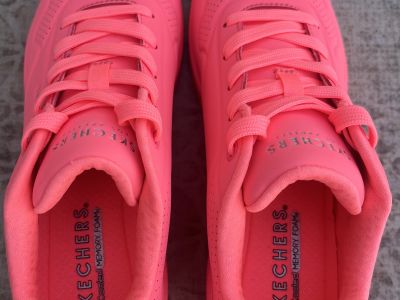 Skechers - Pink - Size 39