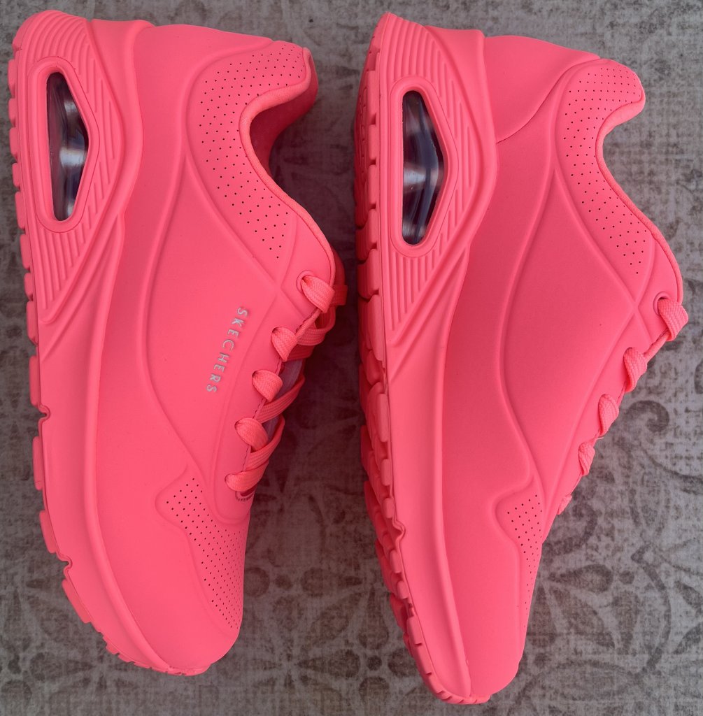 Skechers - Pink - Size 39