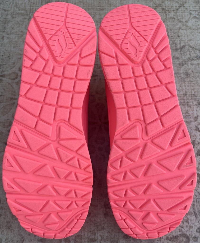 Skechers - Pink - Size 39