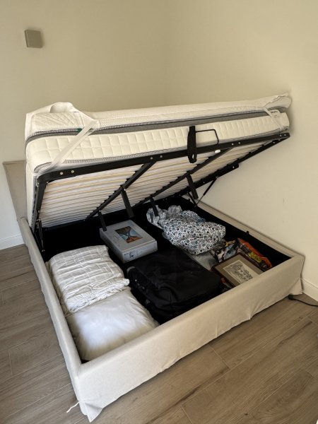 Cama Sklum 180x200 cm