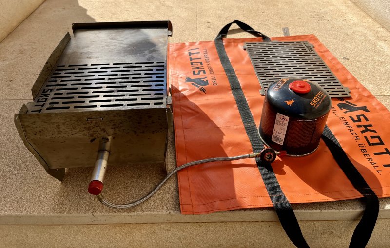 Skotti - The cult stainless-steel plug-in grill