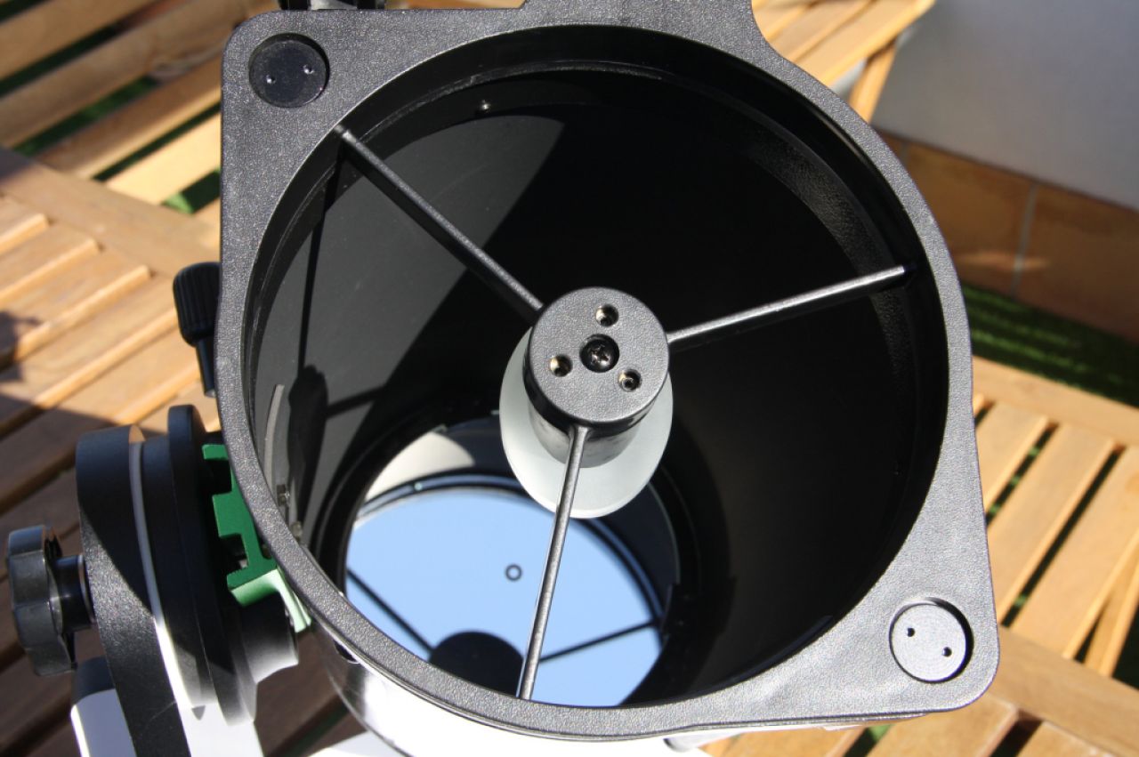 SkyWatcher Heritage 150 FlexTube 150/750 f/5 Dobson Teleskop mit Parabolspiegel + Zubehör, neuwertig