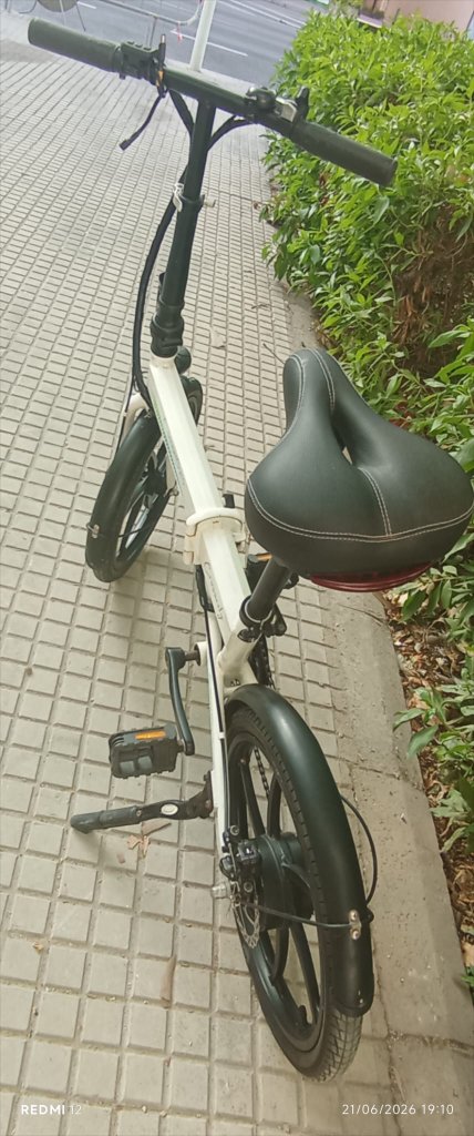 SmartGyro Crosscity klappbares Elektrofahrrad