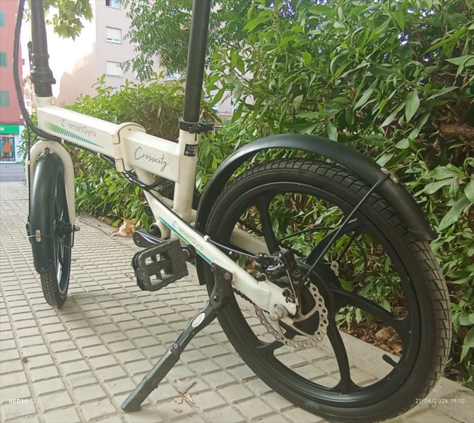 SmartGyro Crosscity klappbares Elektrofahrrad