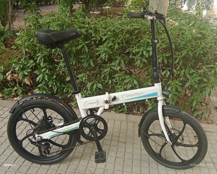 SmartGyro Crosscity klappbares Elektrofahrrad