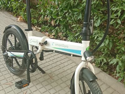 SmartGyro Crosscity klappbares Elektrofahrrad