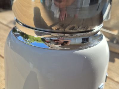 SMEG MFF11WHEU Milchaufschäumer weiß (NP: 200 €)