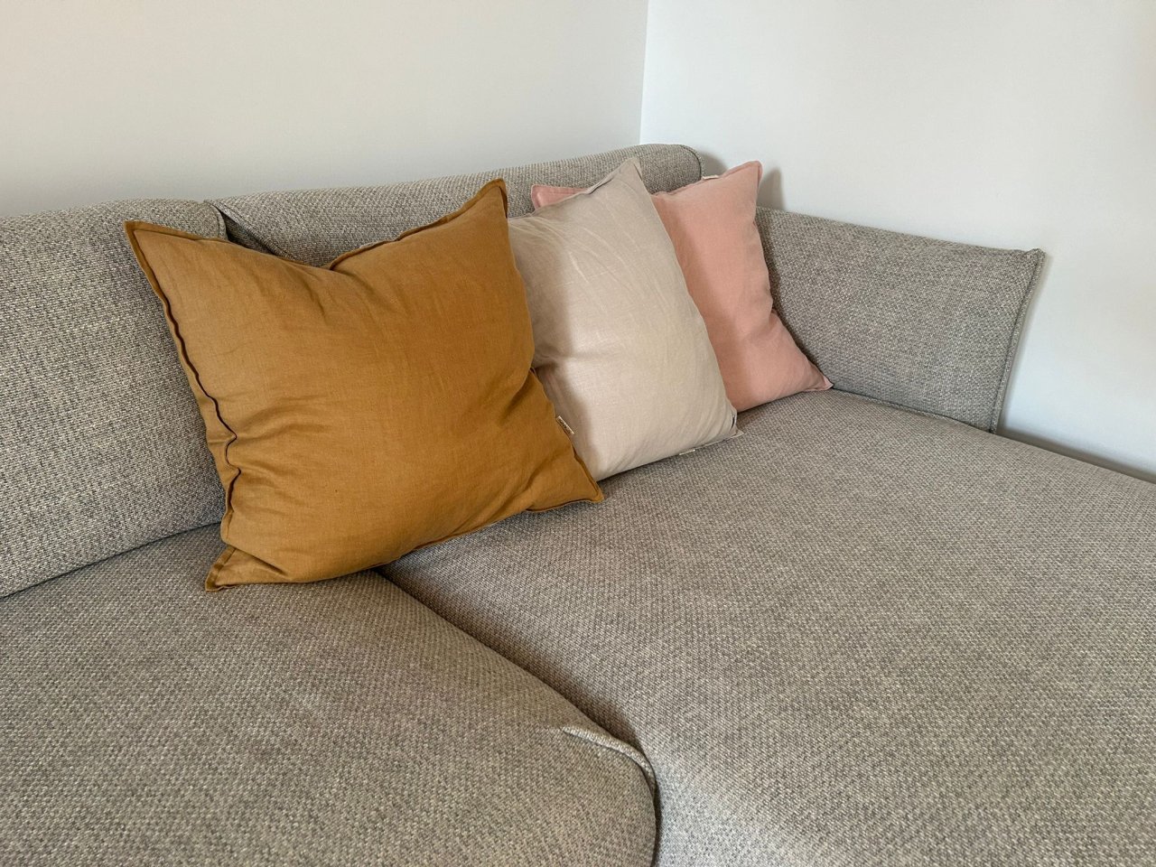 Sofa in sehr gutem Zustand  kaum genutzt