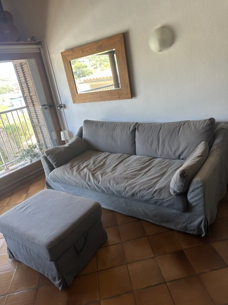 Sofa mit Hocker zu Verkaufen