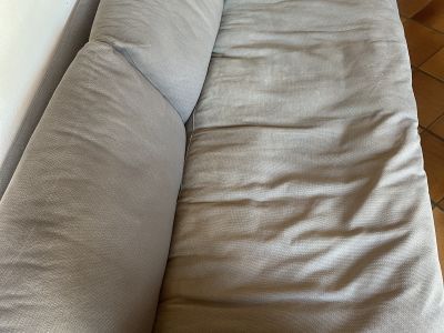 Sofa mit Hocker zu Verkaufen
