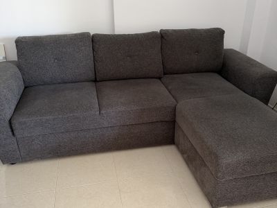 Sofa mit Schlaffunktion und Aufbewahrung