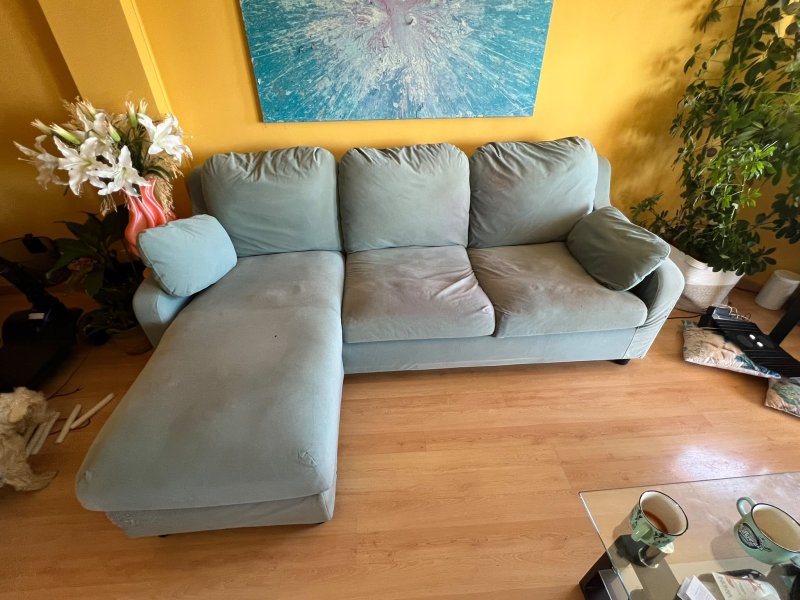 Sofa zu verschenken