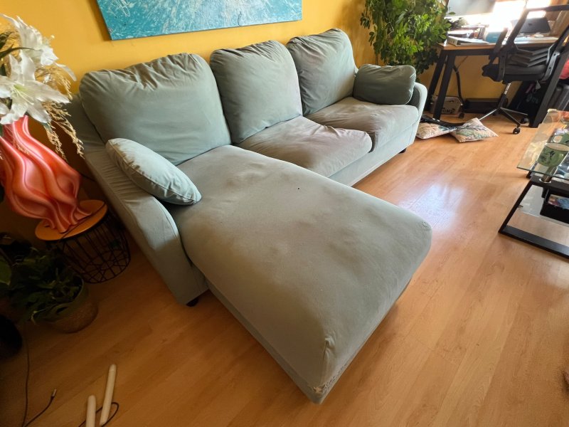 Sofa zu verschenken