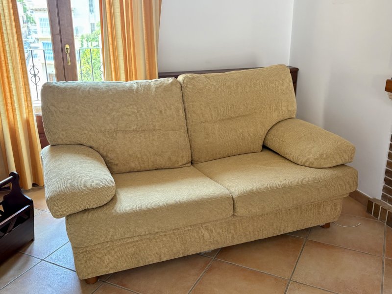 Sofa, Zweisitzer