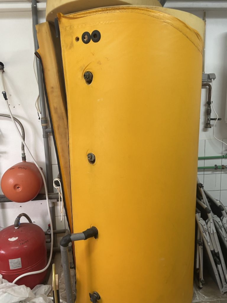 Solar Warmwasserspeicher