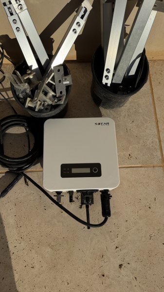 Solaranlage 2.120 Wp mit WLAN Balkonkraftwerk Panels + SOFAR Wechselrichter neuwertig