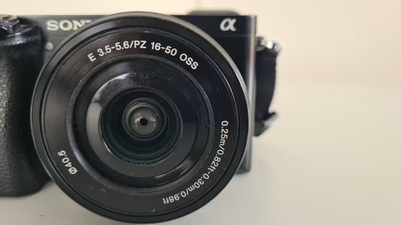 Sony Alpha 6000