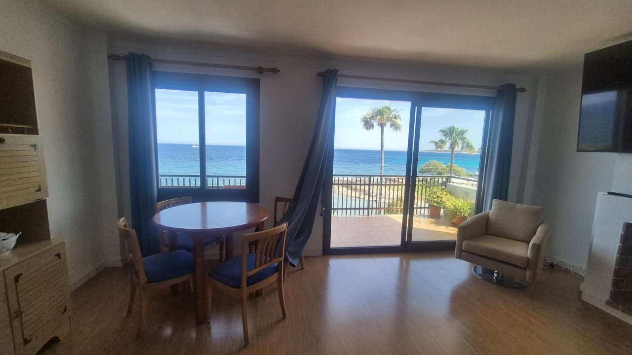 Spektakuläre Wohnung in erster Meereslinie zwischen Cala Bona und Cala Millor