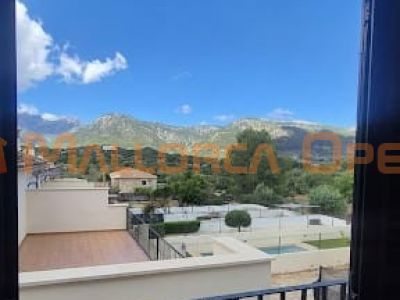 Spektakuläres Dorfhaus in Campanet mit Blick auf die Tramuntana
