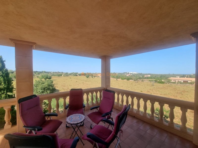 Spektakuläres Landhaus mit Meer- und Bergblick – 5 Min. von Porto Cristo