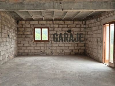 Spektakuläres renoviertes Dorfhaus mit großer Garage im Zentrum von Vilafranca