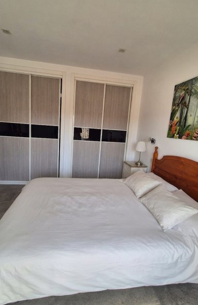 Spektakuläres renoviertes Dorfhaus mit großer Garage im Zentrum von Vilafranca