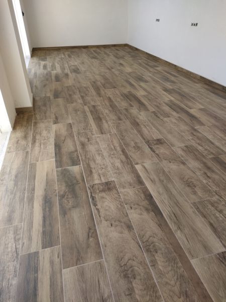 Spezialist für Feinsteinzeug und Großformat, Dekton XXL | Professionelle Verlegung