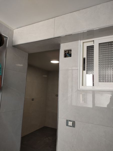 Spezialist für Feinsteinzeug und Großformat, Dekton XXL | Professionelle Verlegung