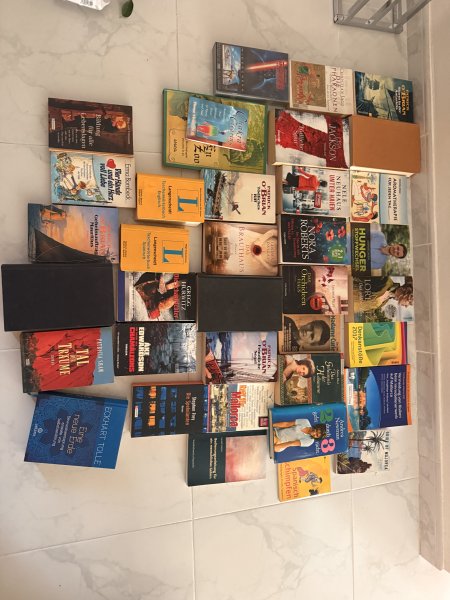 Juguetes, libros, ropa de niño de 3 a 6 años en Peguera para regalar