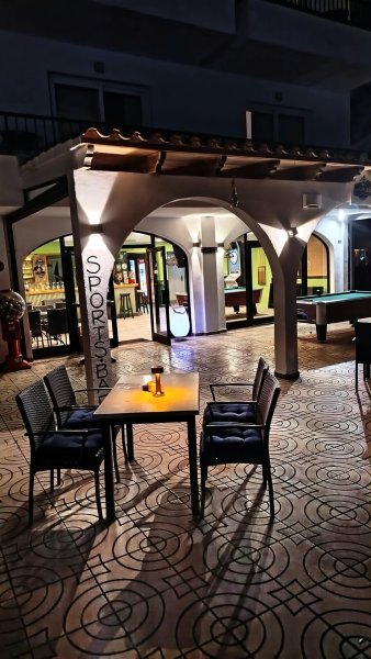 Sportbar und Restaurant in Portocolom (Mallorca) zu verpachten