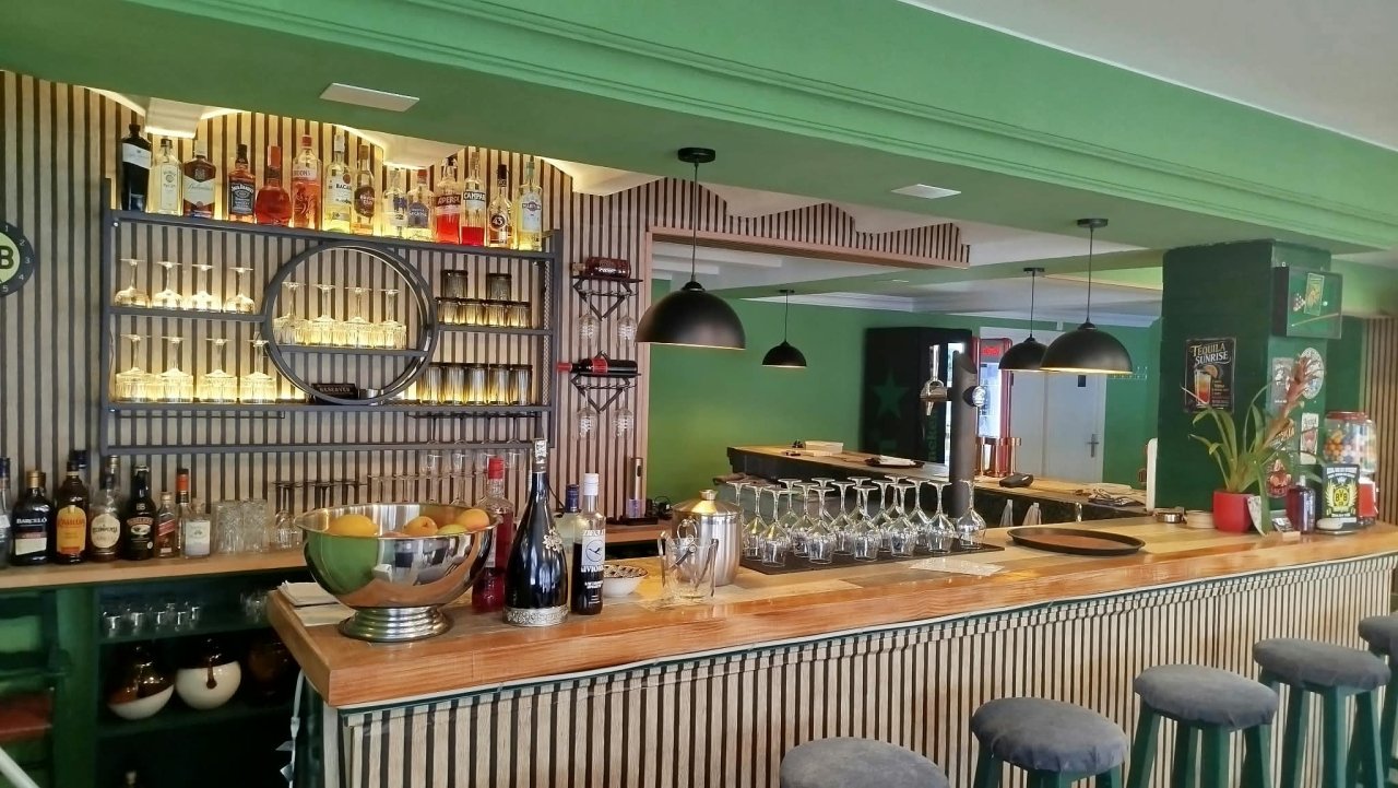Sportbar und Restaurant in Portocolom (Mallorca) zu verpachten