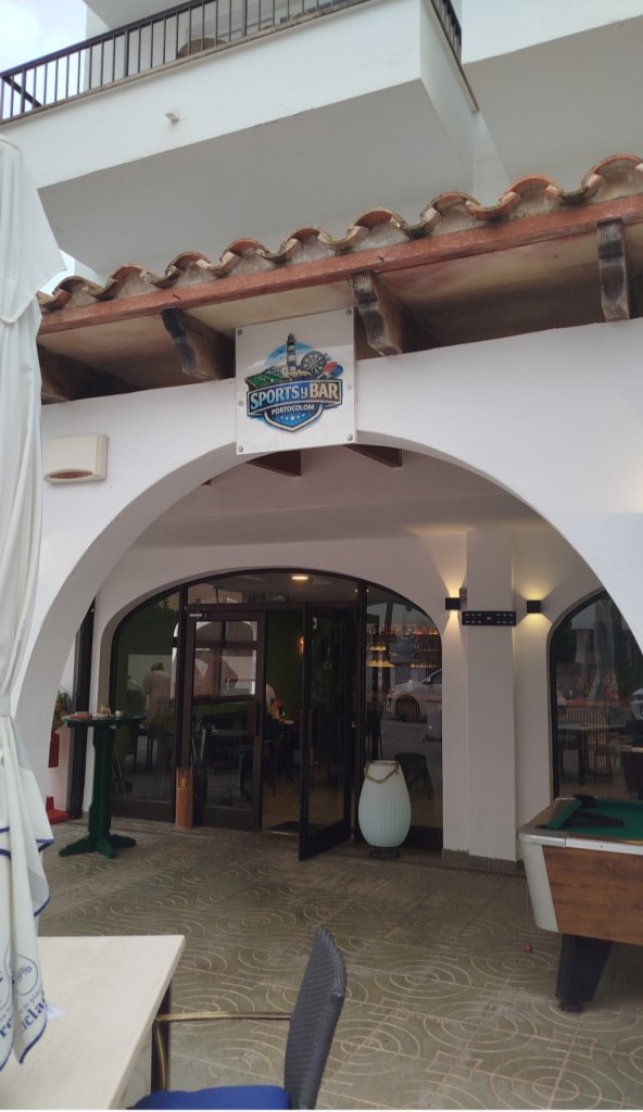 Sportbar und Restaurant in Portocolom (Mallorca) zu verpachten