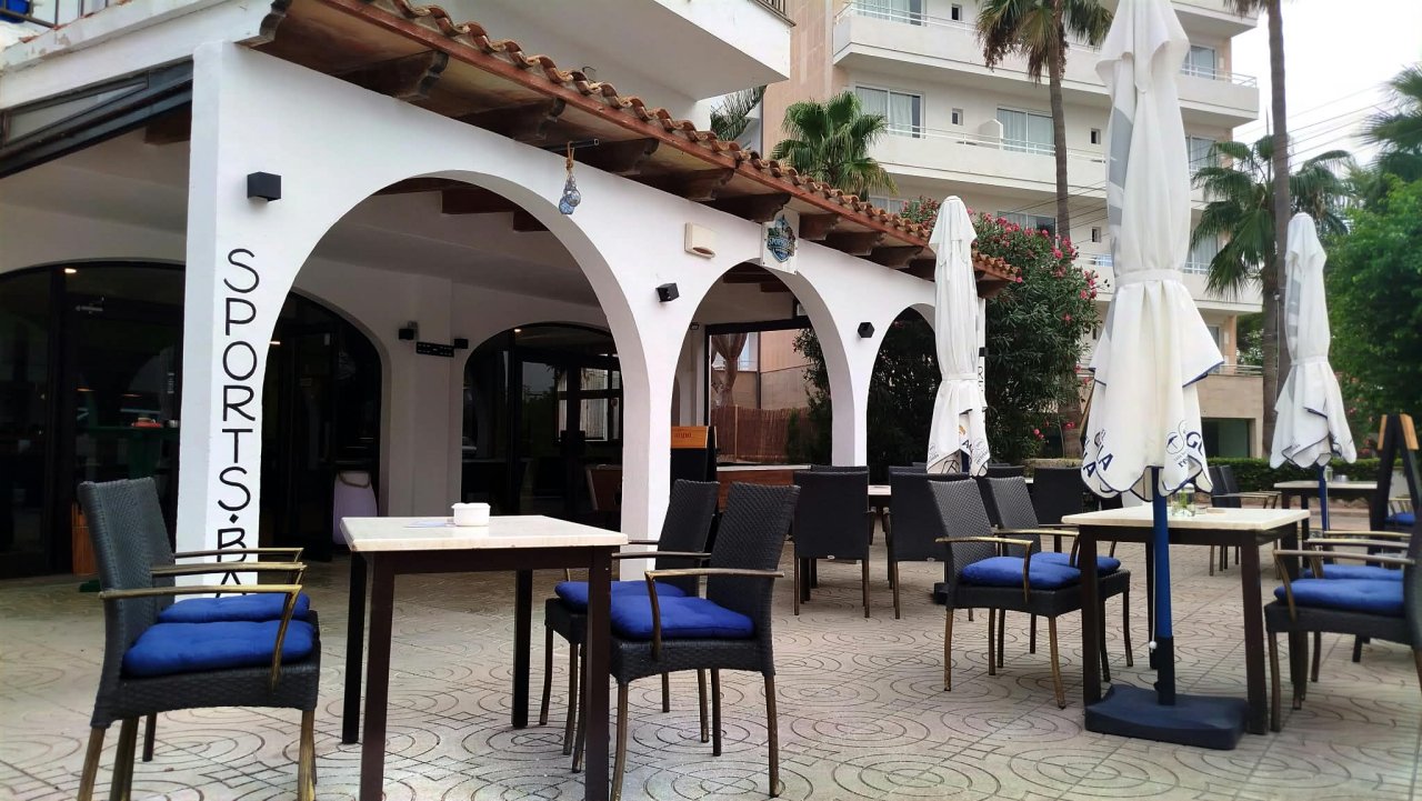 Sportbar und Restaurant in Portocolom (Mallorca) zu verpachten