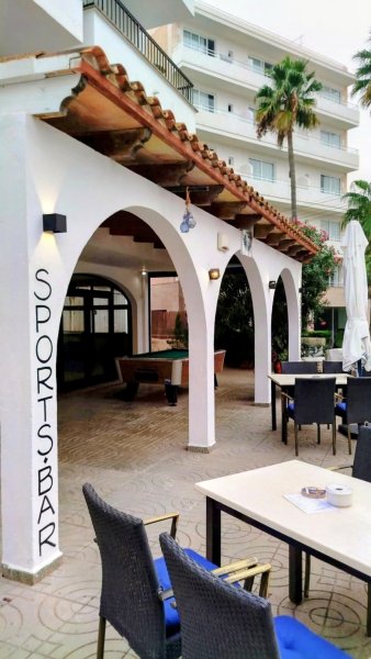 Sportbar und Restaurant in Portocolom (Mallorca) zu verpachten