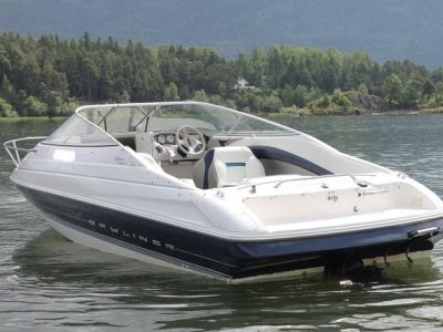 Sportboot Bayliner Capri
