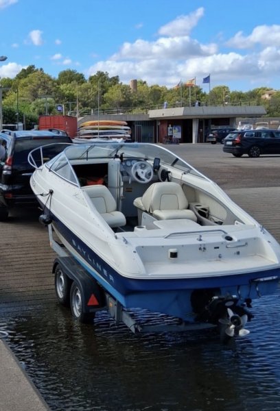 Sportboot Bayliner Capri