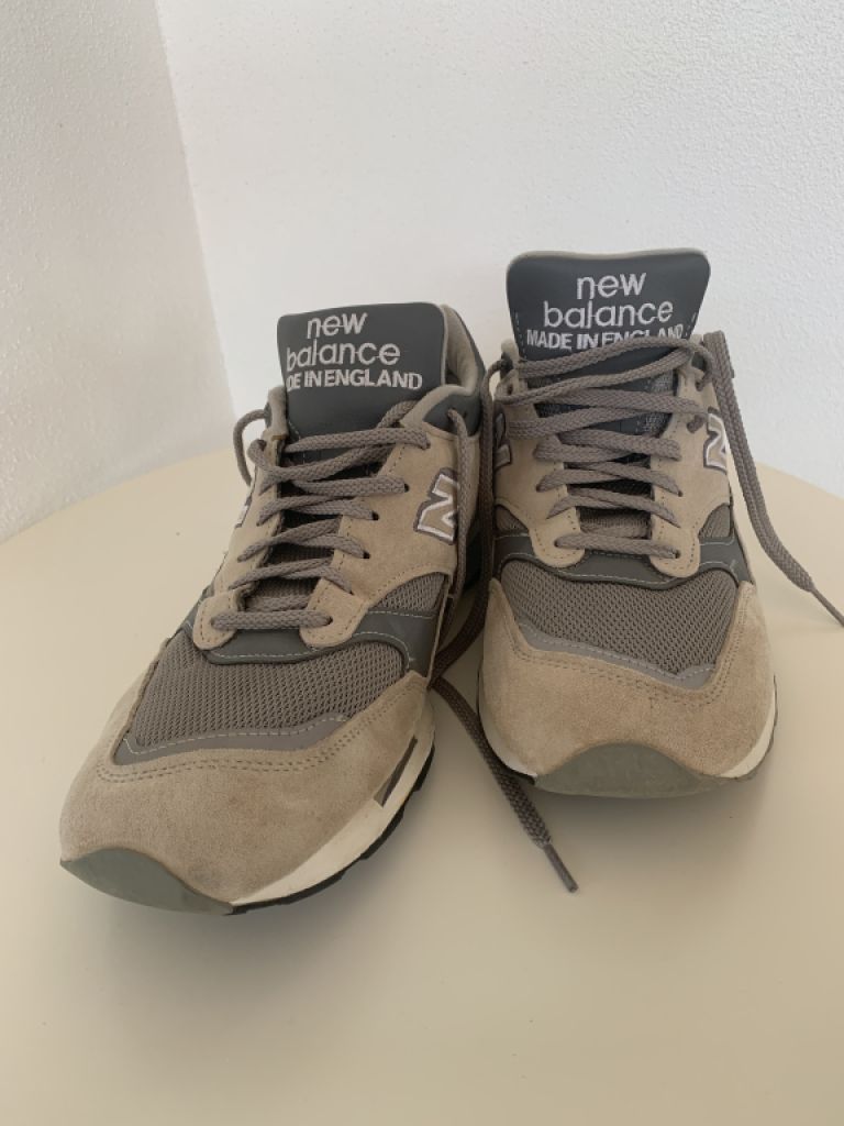 Sports shoes for men