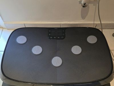 Sportstech Vibrationplatte, sehr selten benutzt