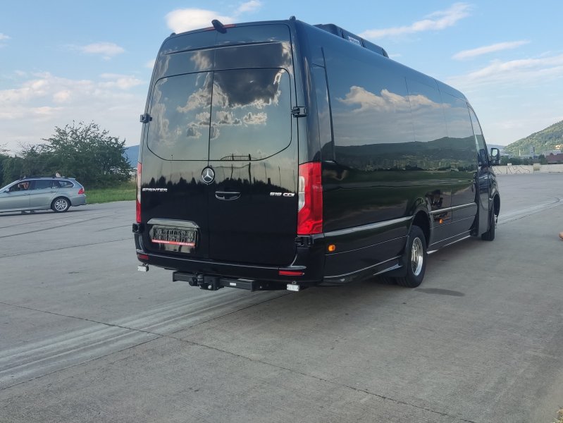 Sprinterbus 519CDI 22+1+1 Sitzplätze Komfort , Schaltgetriebe Garant.- Juli 2028 ,Klima-Schlafsessel